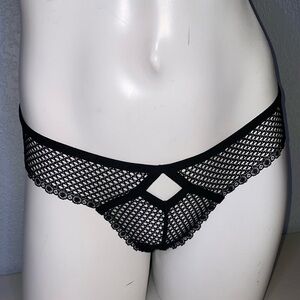 VICTORIA'S SECRET VERY SEXY FISHNET THONG PANTY VS BLACK PANTIES NEW